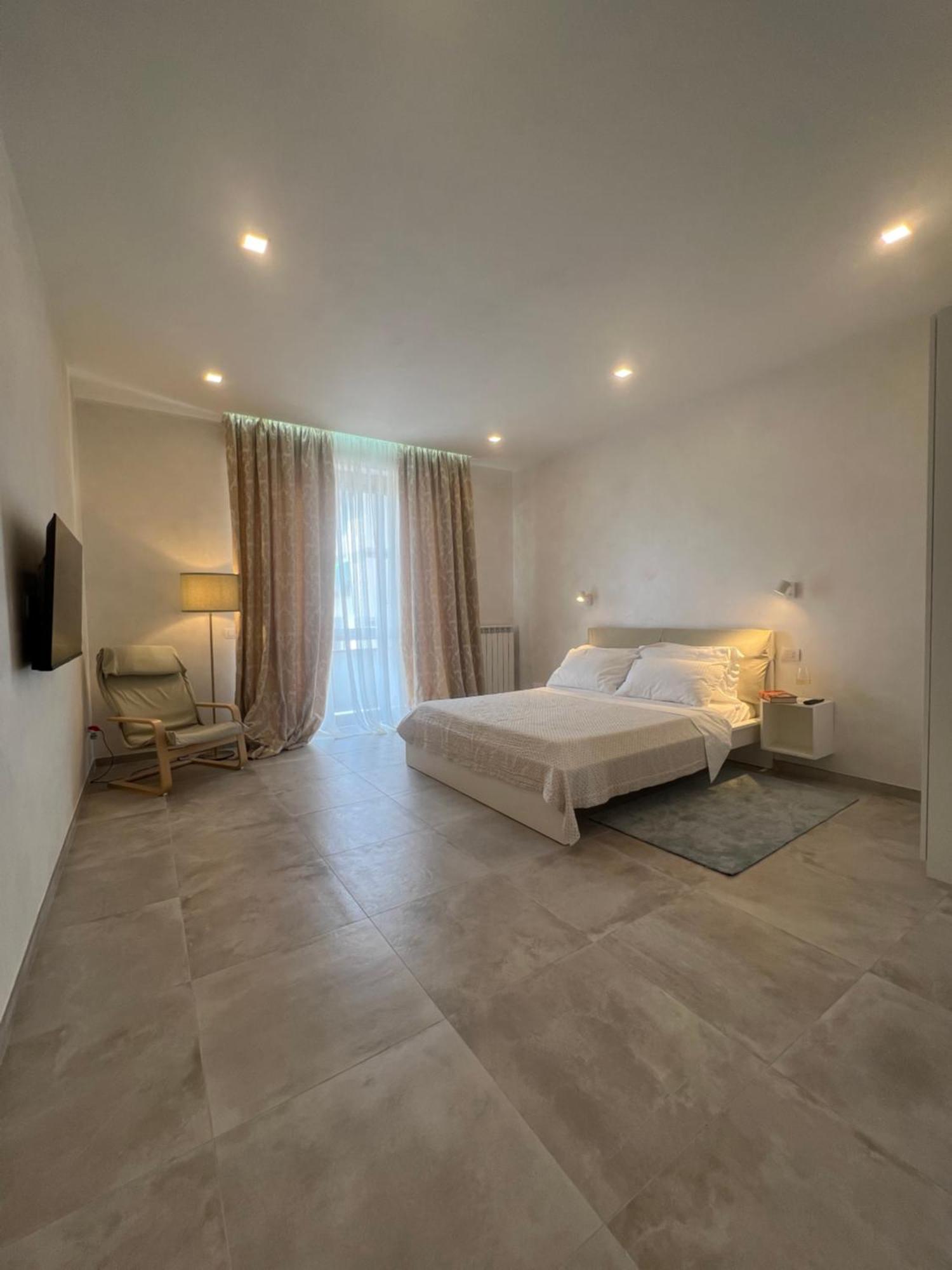 Rifready Apartment Vicino A Aou Careggi, Meyer, Polo Unifi Florence Exterior photo