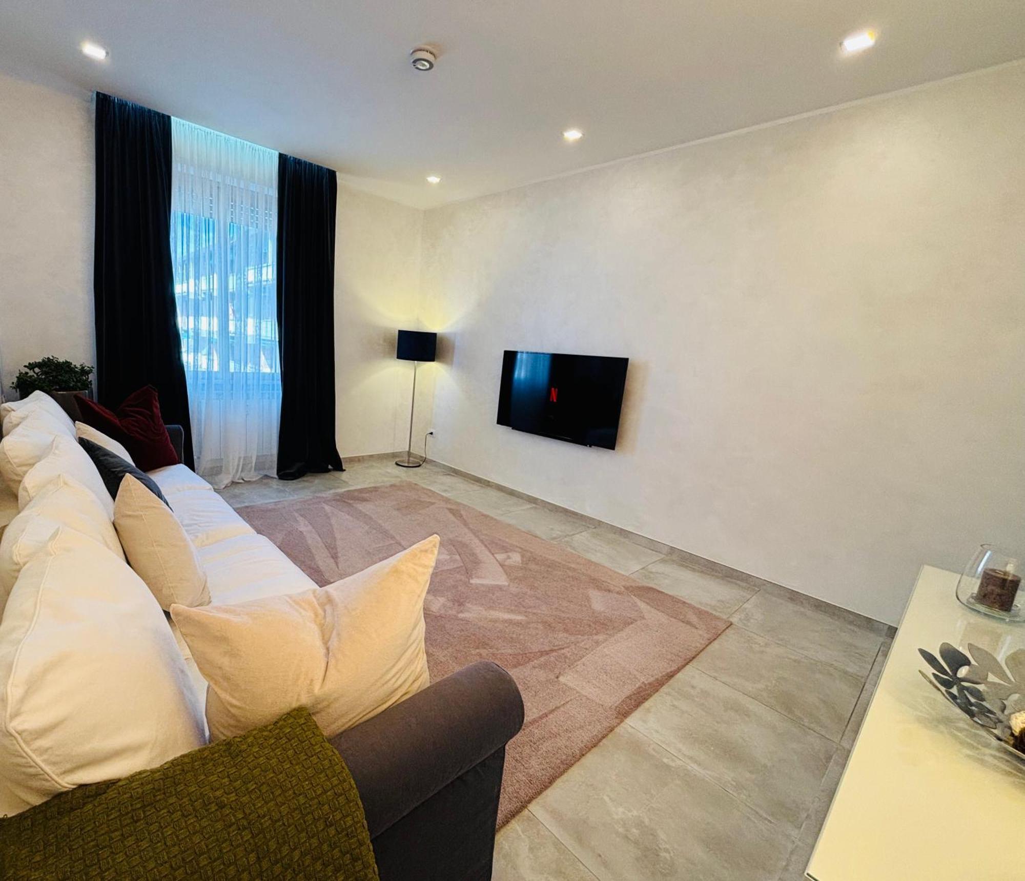Rifready Apartment Vicino A Aou Careggi, Meyer, Polo Unifi Florence Exterior photo